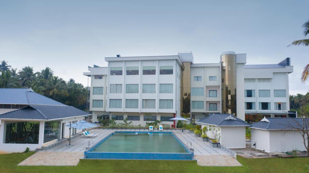 Blue Serene Resort Guruvāyūr Kültér fotó